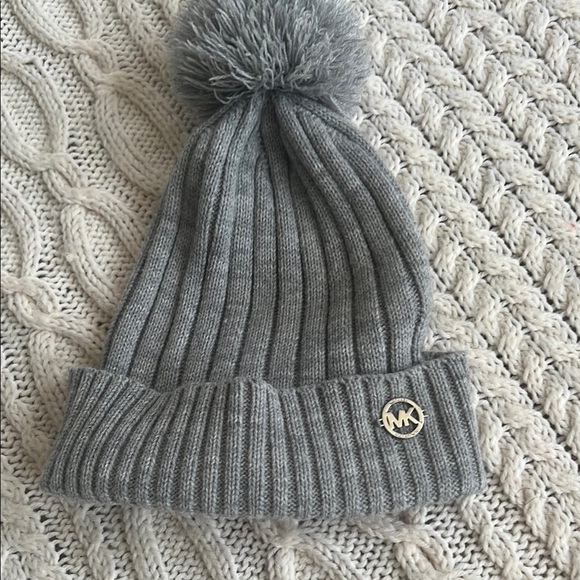 MICHAEL Michael Kors Accessories - Gray Knit Pom-Pom Beanie
